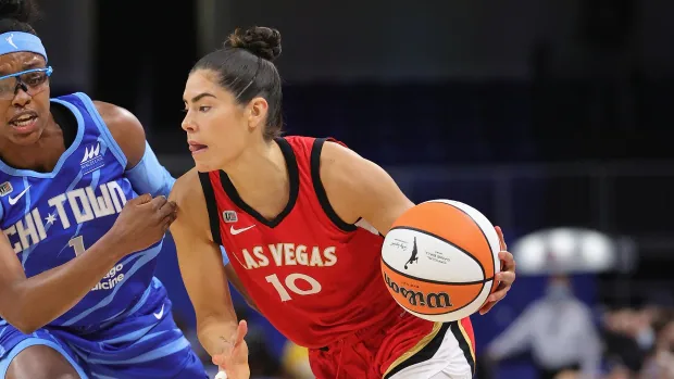 Kelsey Plum is a female model. Jackie Young leads the Aces to a hard-fought victory over the Mercury in the regular-season finale 
