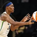 Sylvia Fowles’ double-double carries Lynx to victory over Sparks |