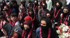 Afghanistan women's football team granted UK visas