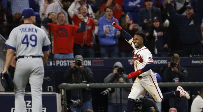 With Walk-Off Win, Atlanta Snags an Early Edge Over Dodgers