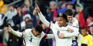 The men's soccer team of the United States defeats Mexico and then rubs it in.