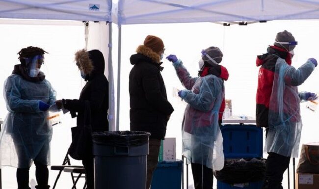 Omicron Increases Daily Covid-19 Cases Omicron Increases Daily Covid-19 Cases