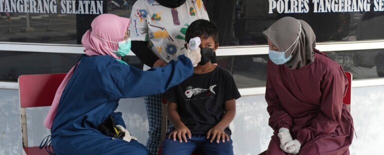 Covid-19 Cases Surpass 300 Million