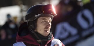 Snowboard star Shaun White's Olympic status still uncertain