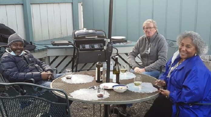 The Secret Power of Reconnecting with Old Friends