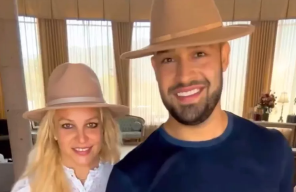Britney Spears and Sam Asghari divorce after 14 months. Britney Spears