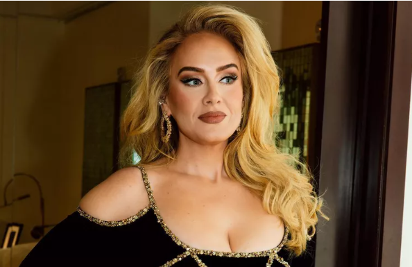 Adele Wore a Bloody French Manicure