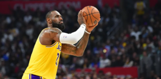 Watch the Los Angeles Lakers vs. LA Clippers NBA Game