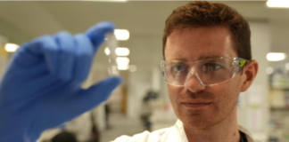UK starts first vaccine trial, eight weeks into Ebola emergency