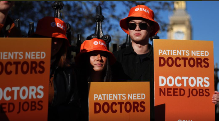 Resident doctors in England call off strike after new offer from government Resident doctors in England call off strike after new offer from government